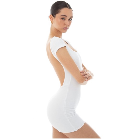 **SOLD** ARE YOU AM I Juna Romper in White 🤍 - Picture 7 of 9